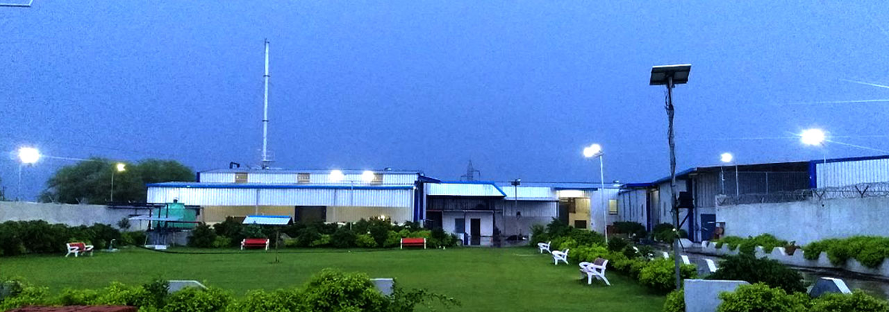 distillation-unit-view-rain